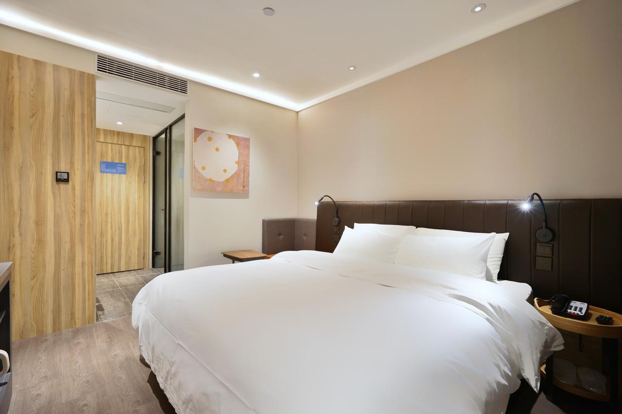 ฮั่นถิง พรีเมียม โฮเต็ล เซี่ยงไฮ้ หงเฉียว จงซาน สีโร้ด Hotel ภายนอก รูปภาพ