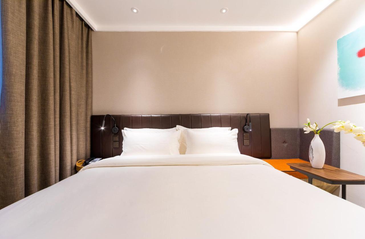 ฮั่นถิง พรีเมียม โฮเต็ล เซี่ยงไฮ้ หงเฉียว จงซาน สีโร้ด Hotel ภายนอก รูปภาพ