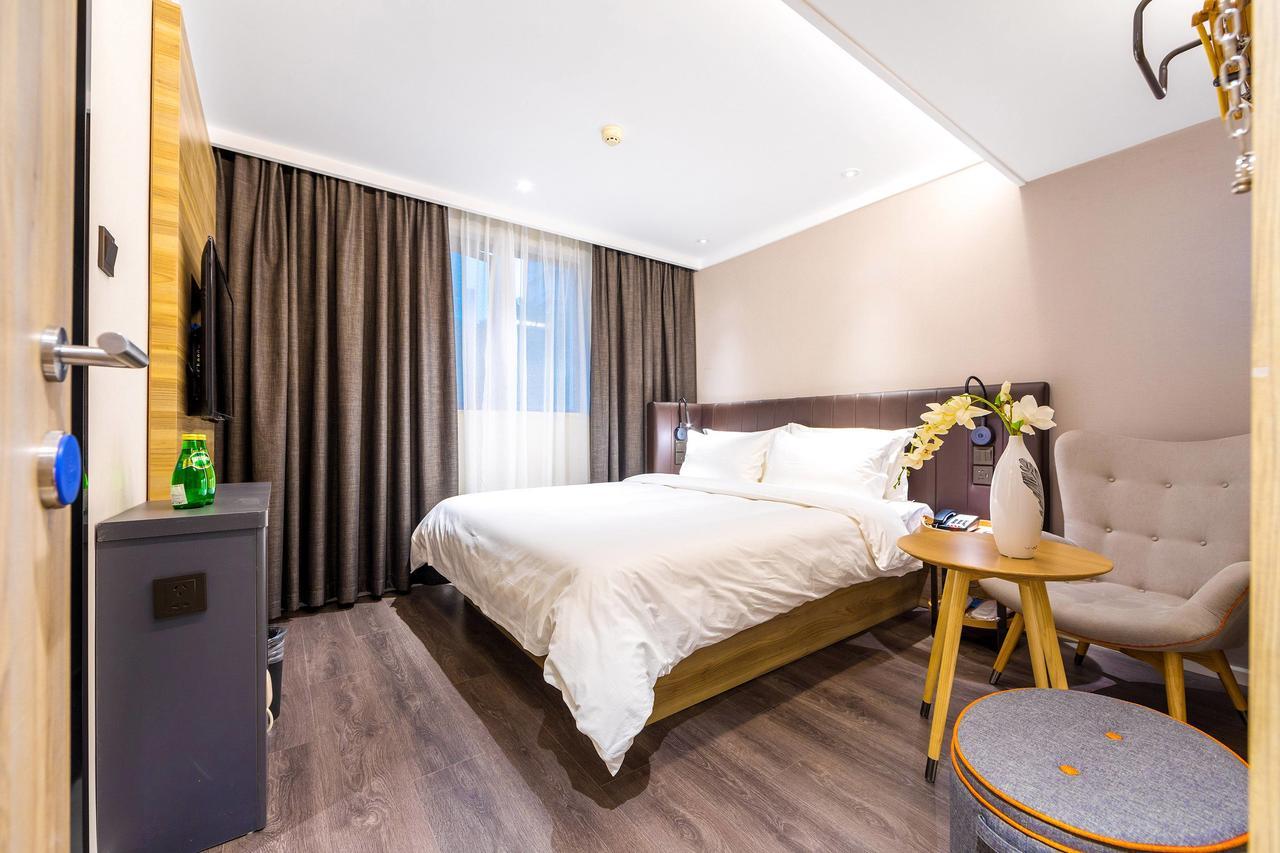 ฮั่นถิง พรีเมียม โฮเต็ล เซี่ยงไฮ้ หงเฉียว จงซาน สีโร้ด Hotel ภายนอก รูปภาพ